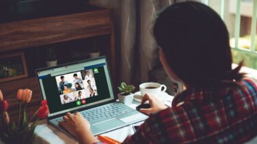 Pymes: consejos a tus empleados para que trabajen adecuadamente en casa