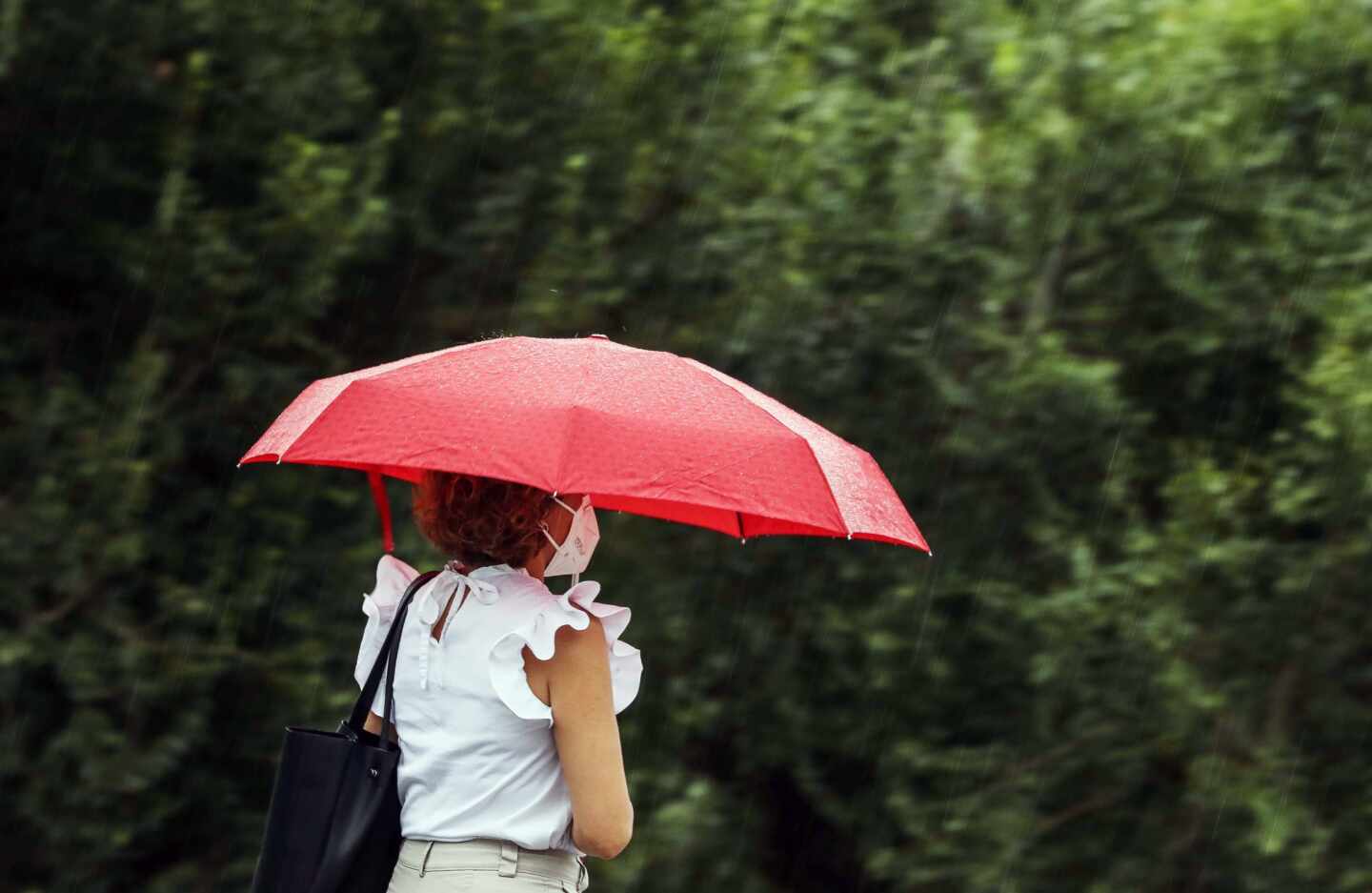 Más de media España está en alerta por fuertes tormentas y lluvia intensa