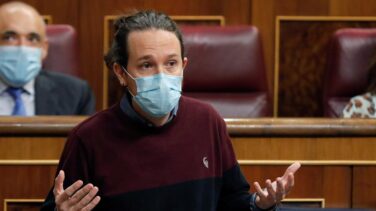 Egea (PP), a Iglesias: "Por la mañana a las barricadas y por la tarde a las mariscadas"