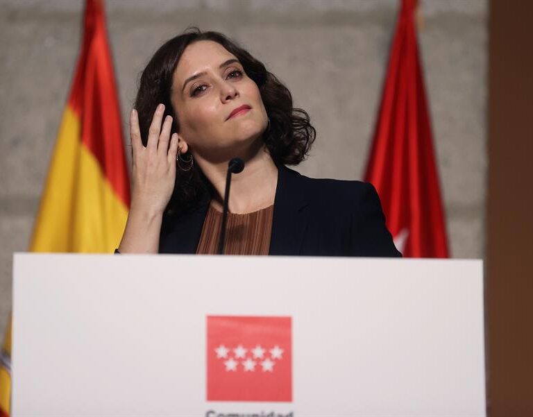 Casado convierte a Madrid en su baluarte y blinda a Ayuso frente al "acoso" del PSOE