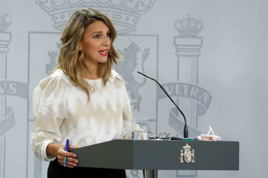 La ministra de Trabajo, Yolanda Díaz, durante su intervención en la rueda de prensa posterior a la reunión semanal del Consejo de ministros