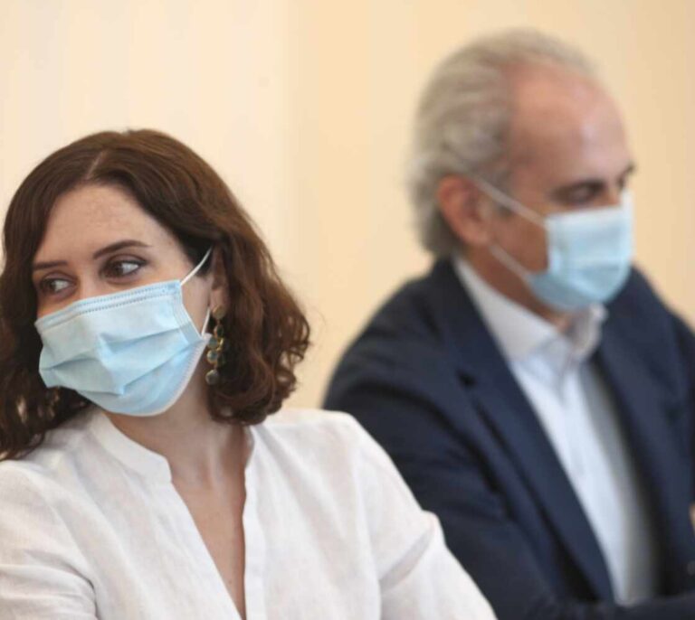 La batalla de Madrid: el virus crece entre los inmigrantes mientras el gobierno se lanza contra Ayuso