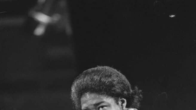 Barry White.