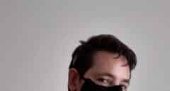 Un sordo reúne 70.000 firmas para la homologación de las mascarillas transparentes