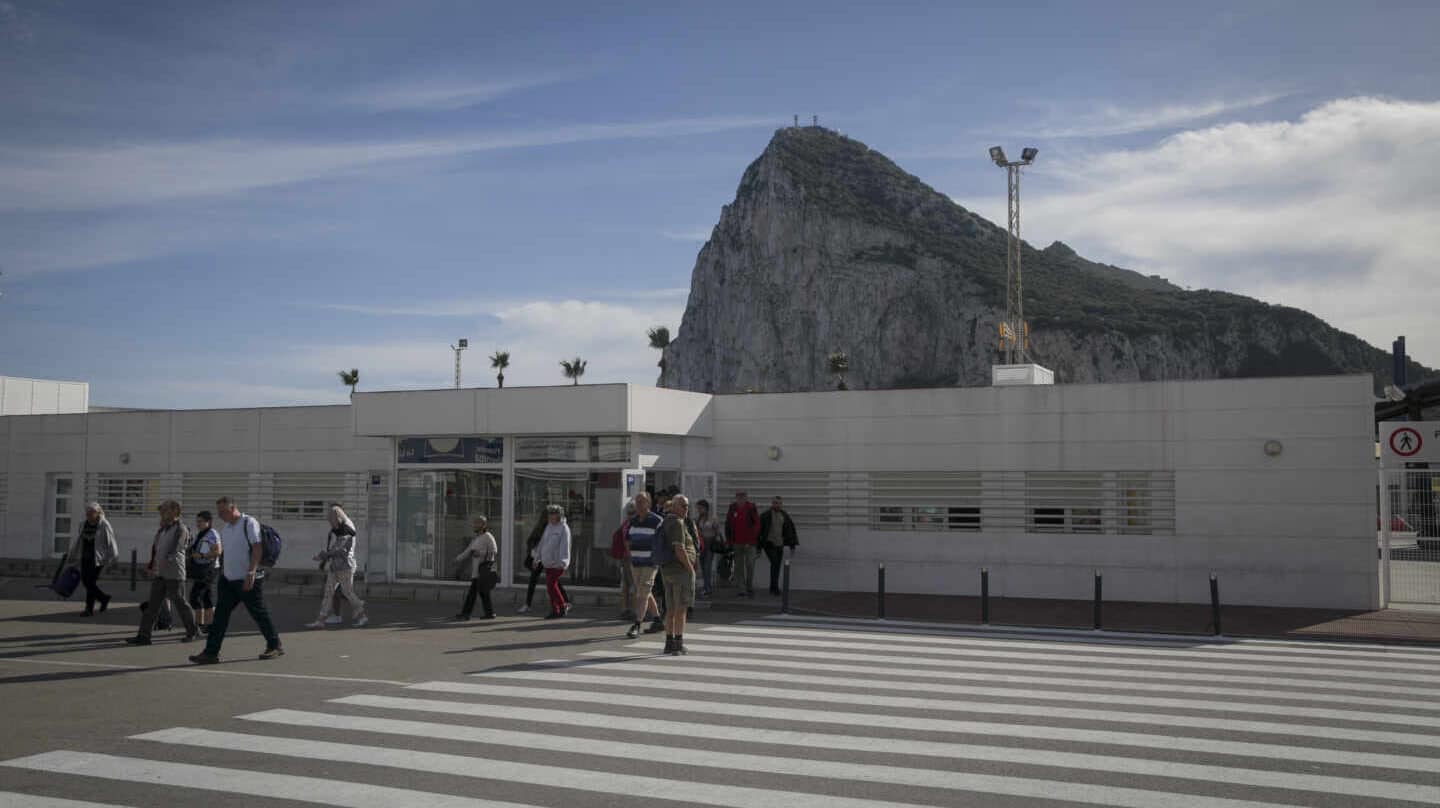 Paso de aduana del paso entre Gibraltar y La Línea de la Concepción, Cádiz.