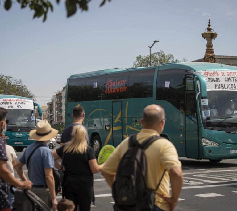 El miedo a viajar pone contra las cuerdas a las empresas de autobuses