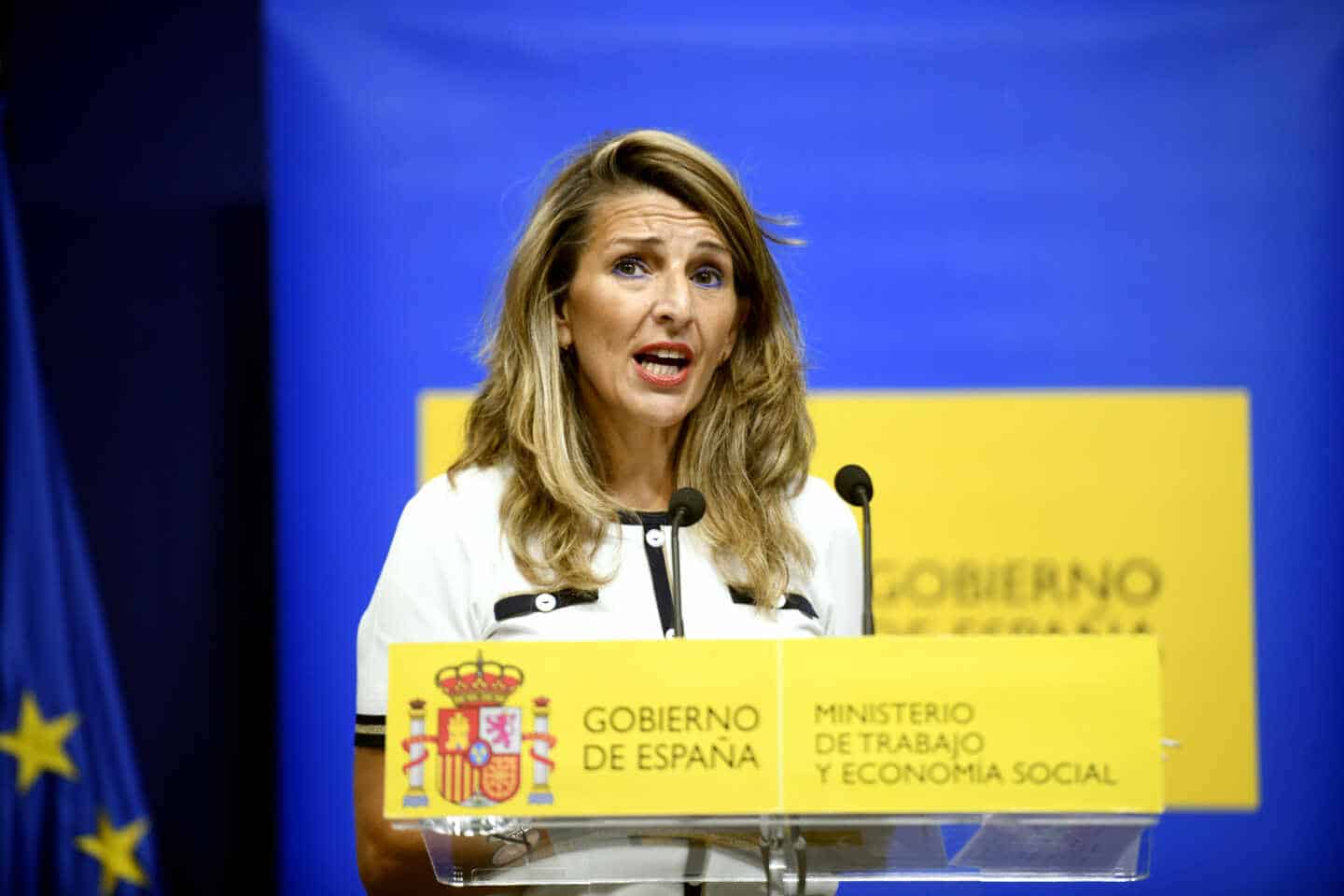 El Gobierno acuerda con los sindicatos y la patronal la regulación del teletrabajo