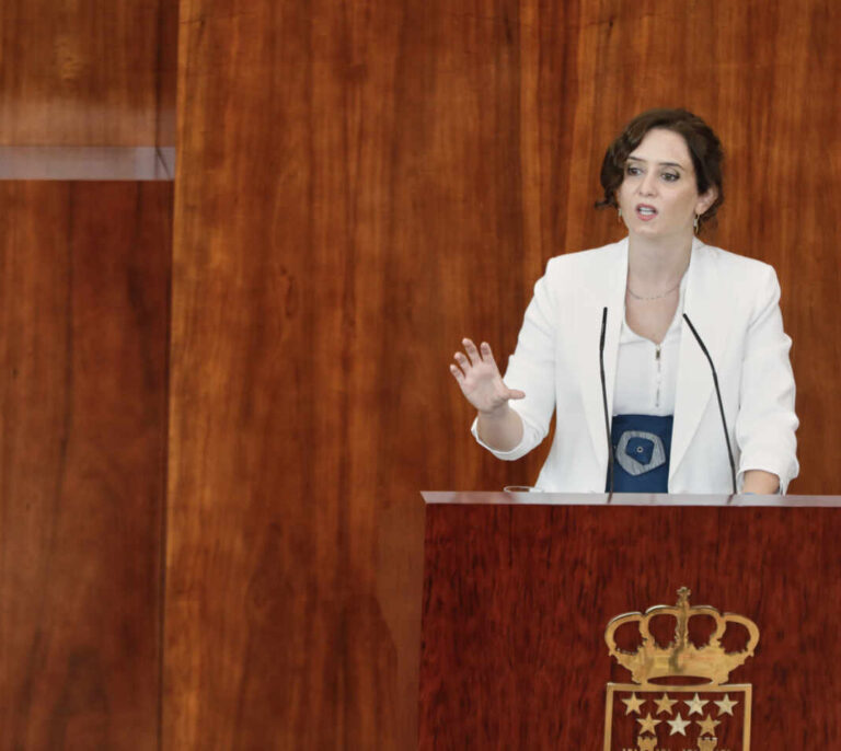 Ayuso achaca los contagios en Madrid al "modo de vida" de los inmigrantes