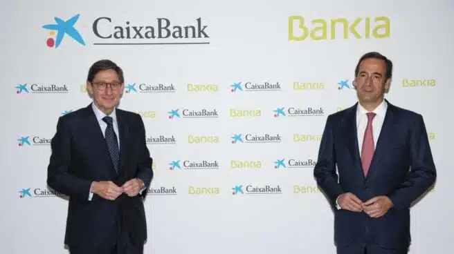 Los accionistas de Bankia y CaixaBank aprobarán la fusión el 1 y el 3 de diciembre