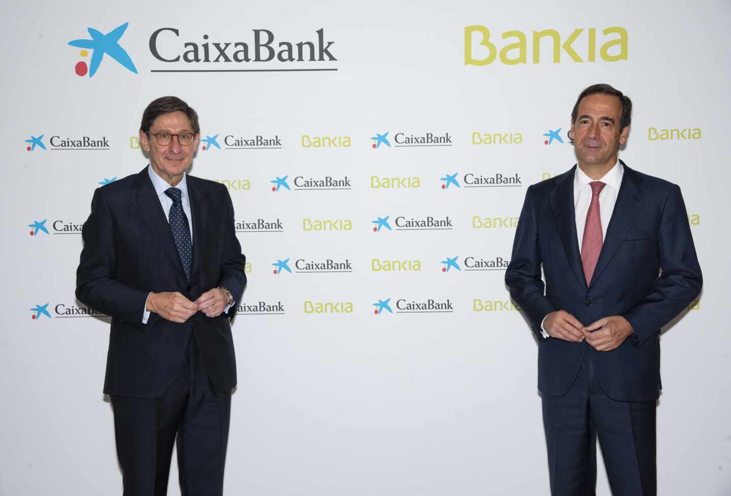 Los accionistas de Bankia y CaixaBank aprobarán la fusión el 1 y el 3 de diciembre