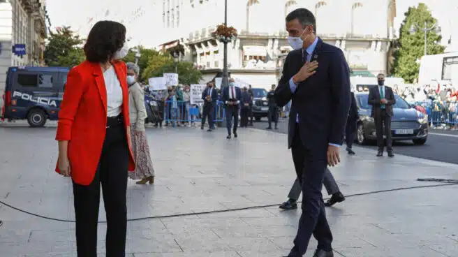 Pedro Sánchez se reúne en la Puerta del Sol con Isabel Díaz Ayuso