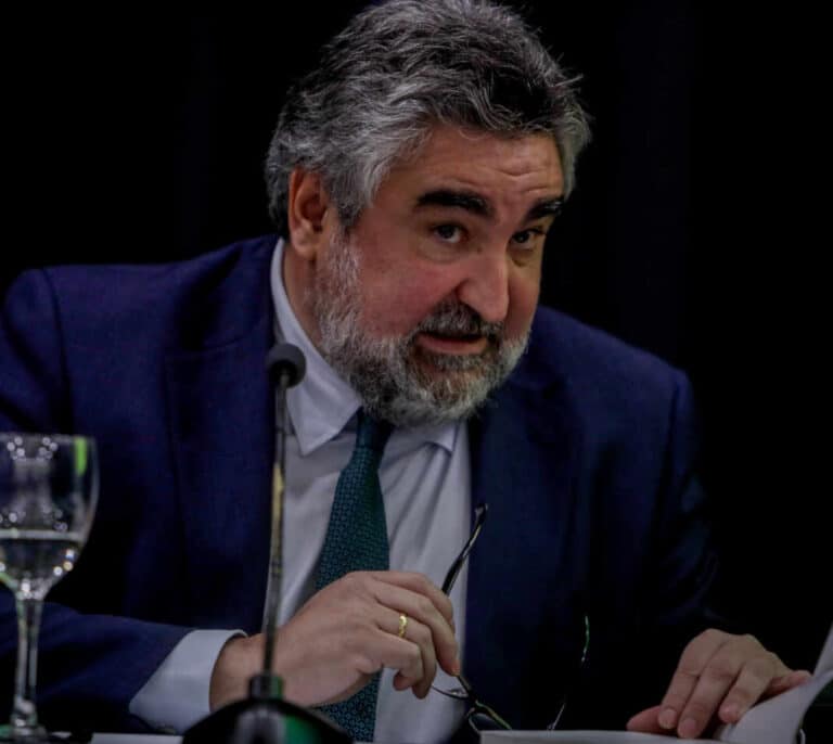 El ministro de Cultura sobre las críticas del PSOE a Trapiello: "No me parece un revisionista. Es un magnífico escritor"