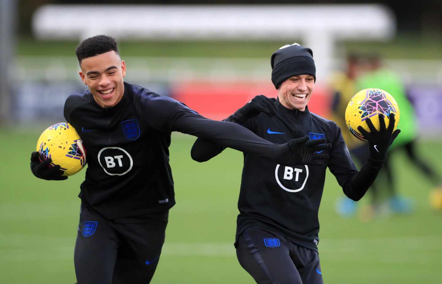 Mason Greenwood y Phil Foden