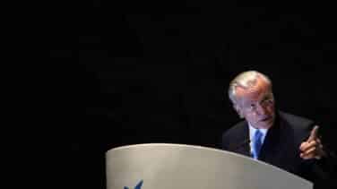 Fainé (La Caixa) se refuerza en Telefónica con el 5% para condicionar la estrategia frente a los saudíes
