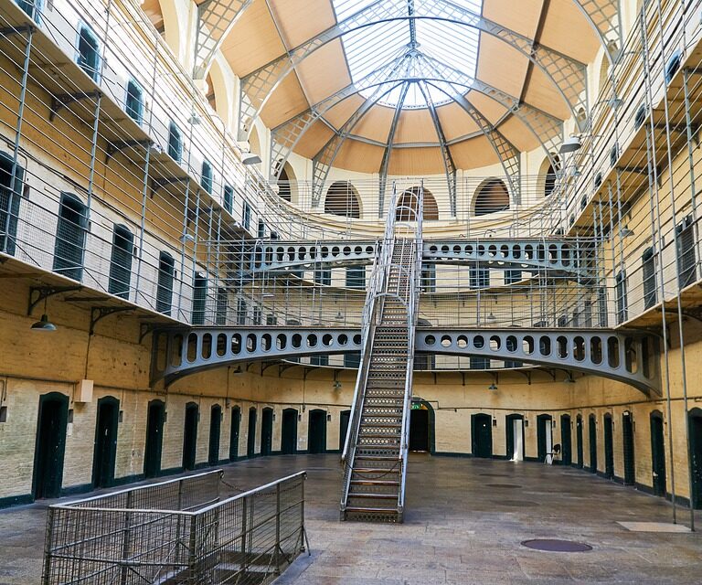 Turismo carcelario o cómo descubrir el valor de la libertad