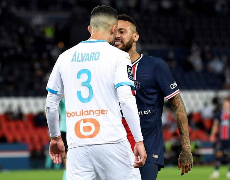 El futbolista español acusado de racismo que ha desquiciado a Neymar y Bolsonaro