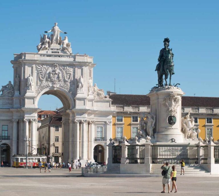 Portugal llega a niveles récord de casos activos de coronavirus