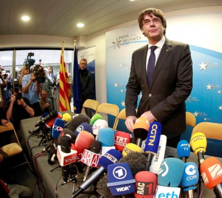 La justicia estrecha el cerco sobre la "trama rusa" del procés independentista