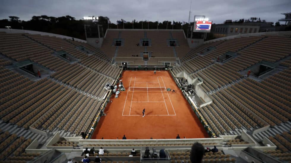 La cancha Suzanne Lenglen, la segunda en importancia, durante un partido de primera ronda