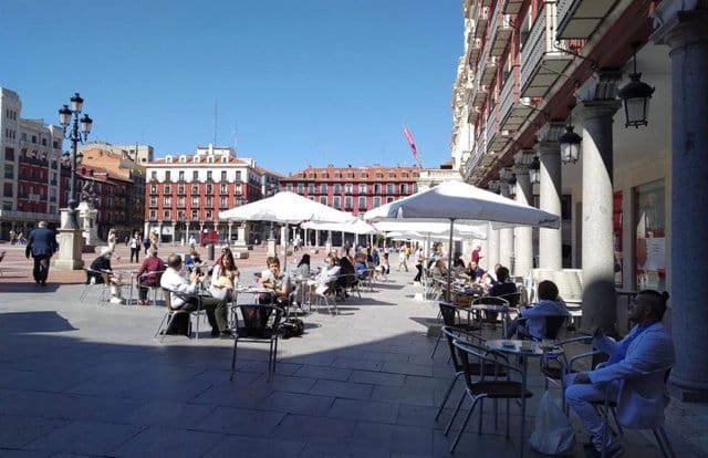 Guerra en Valladolid entre el Ayuntamiento y la Junta por las medidas restrictivas