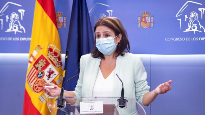 La portavoz socialista, Adriana Lastra, en el Congreso de los Diputados.