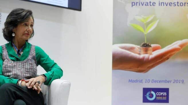 La presidenta de Santander, Ana Botín, en una conferencia sobre finanzas sostenibles.