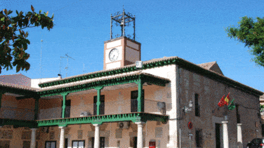Botellones y fiestas ilegales: Detrás del contagio de Villa del Prado, la nueva zona oscura de Madrid