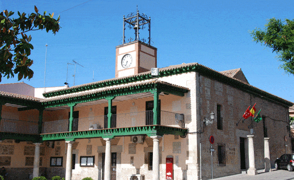 Ayuntamiento de Villa del Prado, pueblo del suroeste de la Comunidad de Madrid.