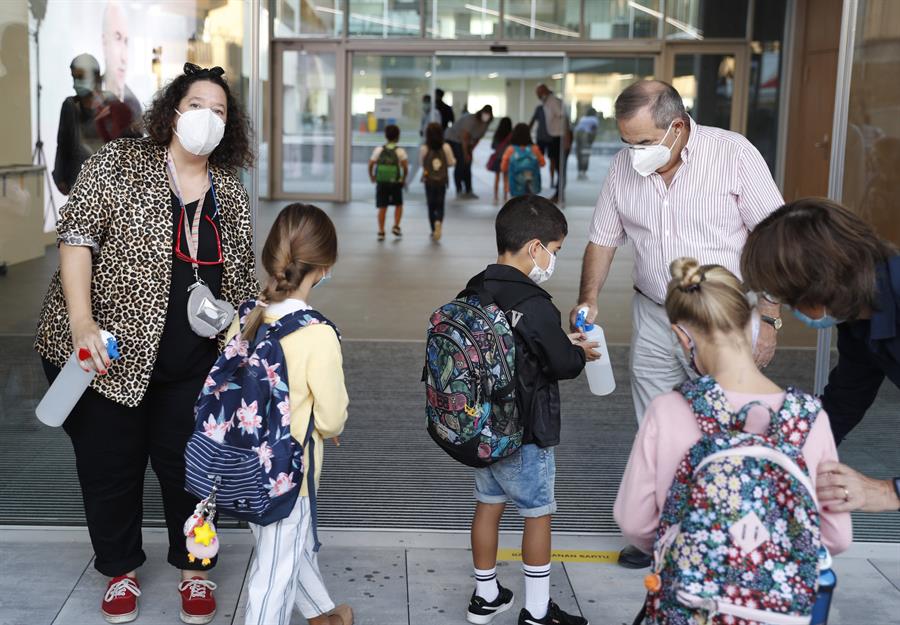 Euskadi afirma que en diez días de curso no hay ni un contagio entre sus 400.000 escolares
