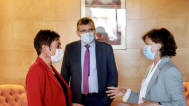 Calvo 'toma la temperatura' a la lealtad de EH Bildu y PNV