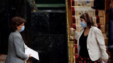 Carmen Calvo dice que la ausencia de Felipe VI en Barcelona es "una decisión bien tomada"