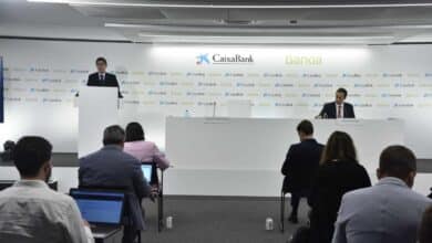 ¿Cómo afectará a los clientes de CaixaBank y Bankia la fusión?