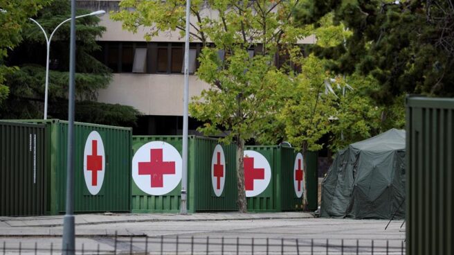 Hospital de campaña en el aparcamiento del Hospital Gómez Ulla de Madrid.