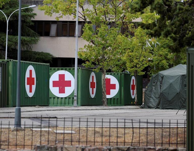 La crudeza de la segunda ola: en España vuelven a morir casi 100 personas al día por coronavirus