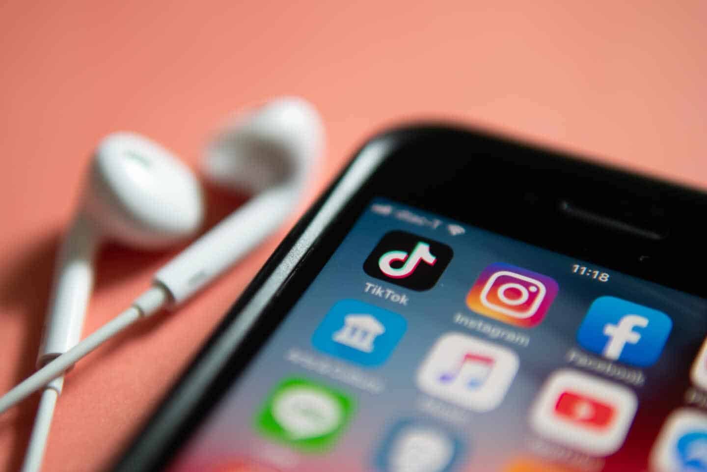 Un fallo en Instagram permite espiar a millones de usuarios de todo el mundo