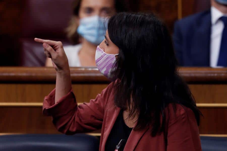 Irene Montero: "Quienes piensan que la violencia no tiene género están fuera de la ley"