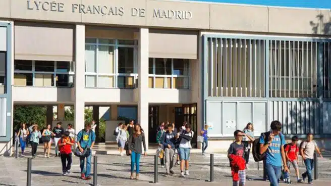 El Liceo Francés, primer colegio de Madrid en confinar un aula tras detectar un positivo