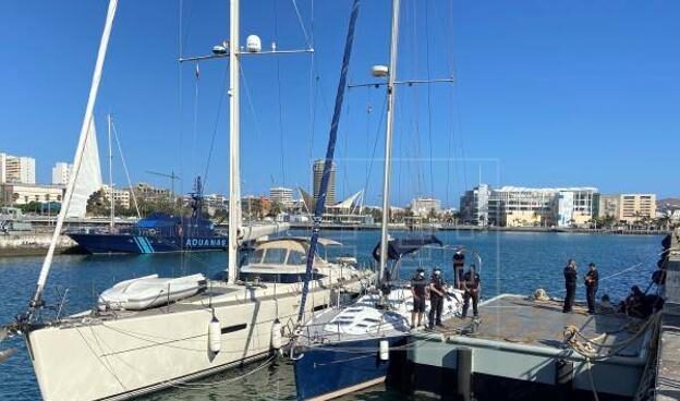 Narcovelero intervenido por la Guardia Civil | Imagen de archivo