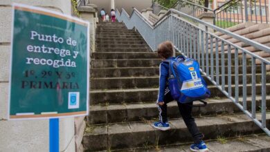 Educación facilita el acceso a los profesores "de manera excepcional": no hará falta el máster para trabajar