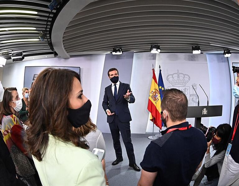 Casado se desmarca de los escándalos de la 'era Rajoy': "Sólo era un diputado por Ávila"