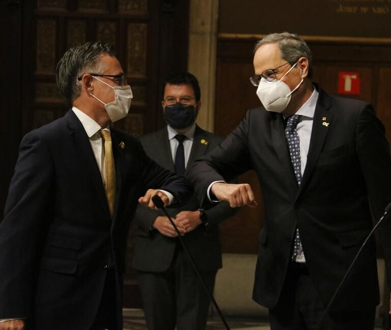Torra está buscando la crispación máxima de los catalanes