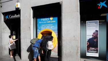 Cómo evitar que CaixaBank te cobre 240 euros de comisión por mantener la cuenta