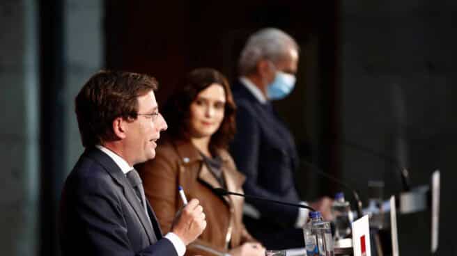 Ayuso y Almeida comparecen por la situación epidemiológica en Madrid.