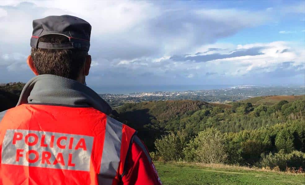 Condenan a 4 meses de cárcel a un hombre por negarse a llevar mascarilla