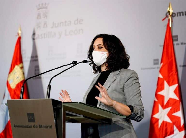 Madrid asegura que Illa autorizó anoche el cierre por días que exige Ayuso