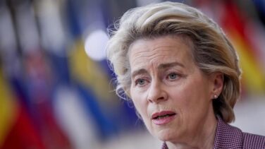 Von der Leyen reconoce que la CE fue "demasiado optimista" con las vacunas