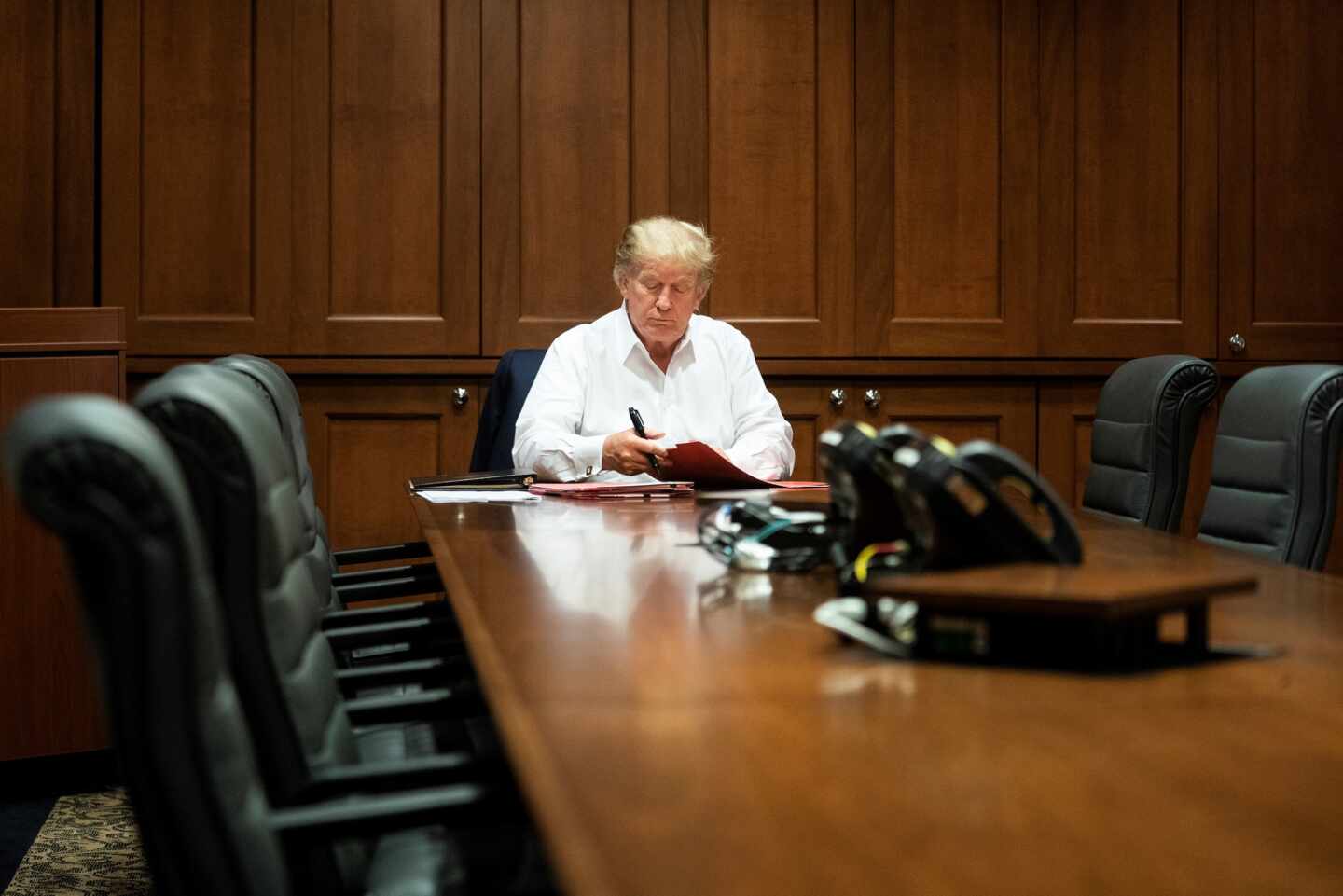 Trump podría recibir el alta médica este lunes