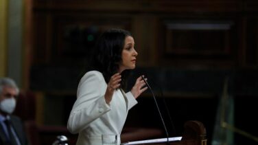 Arrimadas ofrece a Sánchez el apoyo de sus 10 diputados para decretar el estado de alarma