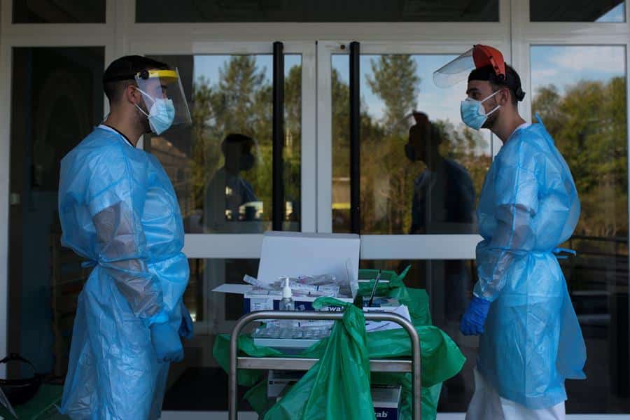 Sanidad registra 13.318 nuevos casos y 140 muertes en las últimas 24 horas