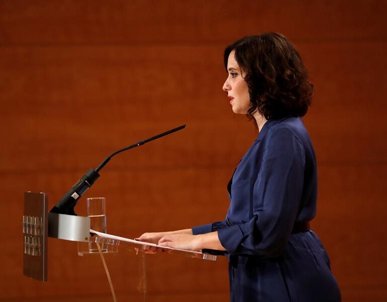 Ayuso presionará a Sánchez "cada día" para que levante el estado de alarma